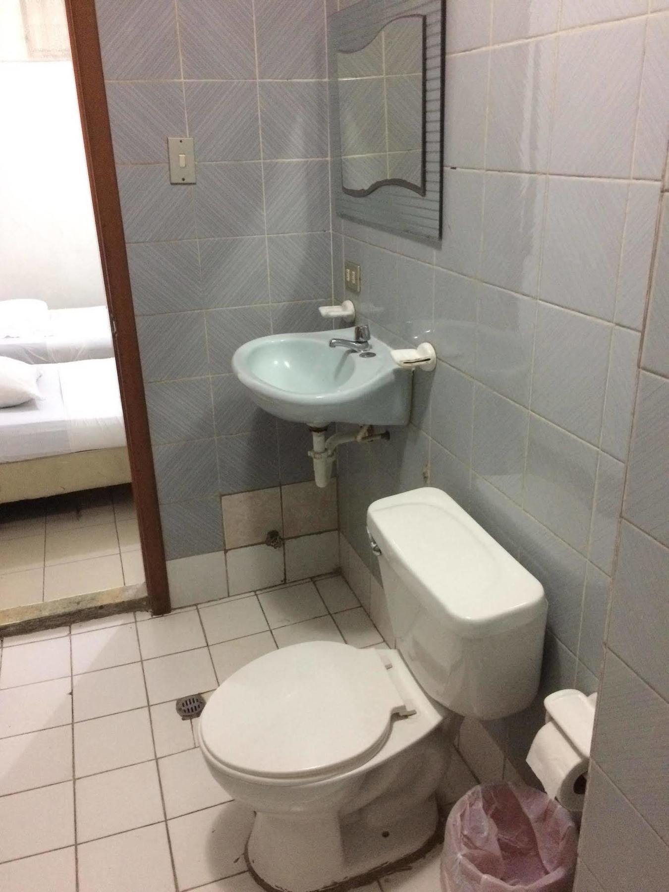 Hotel Ecuador 瓜亚基尔 外观 照片